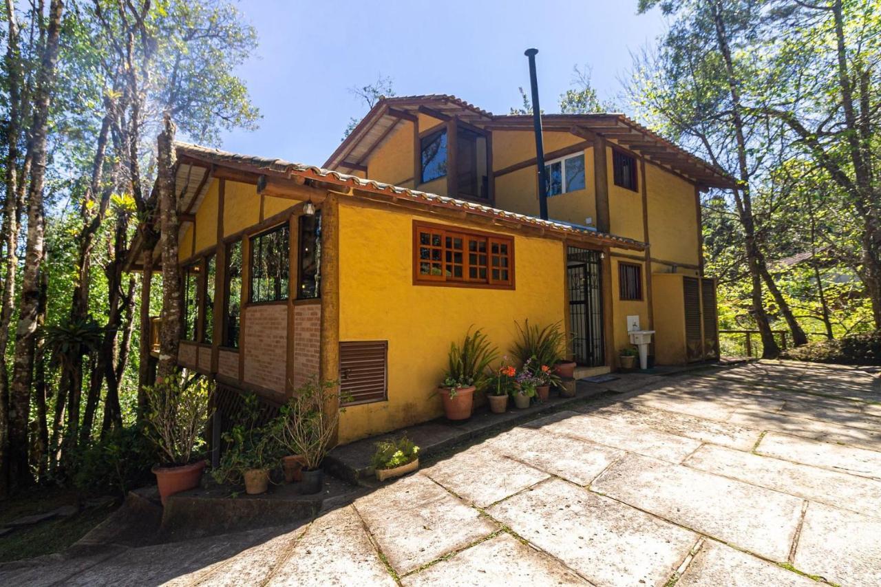 Casa Com Area Gourmet Perto Do Parque Amantikir Villa - Campos do Jordao — Fotos 2